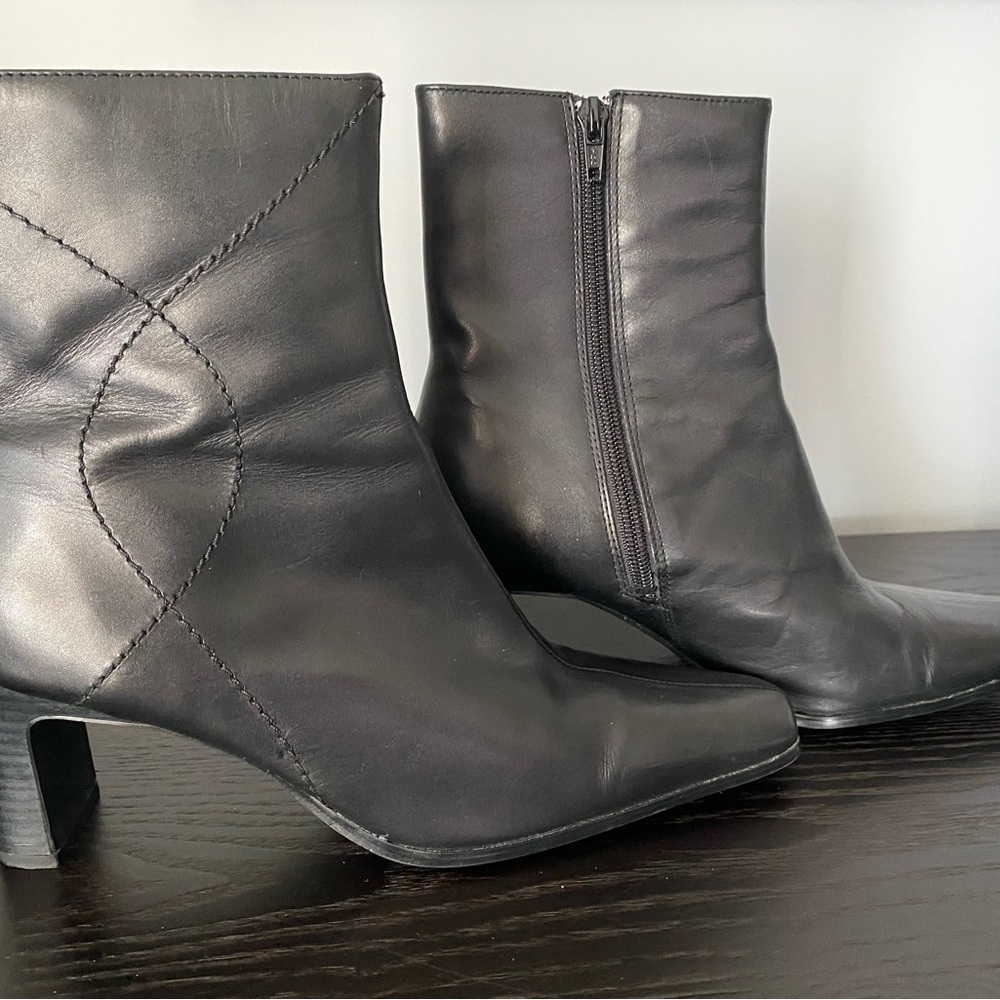 Ladies Black Leather Upper Boots